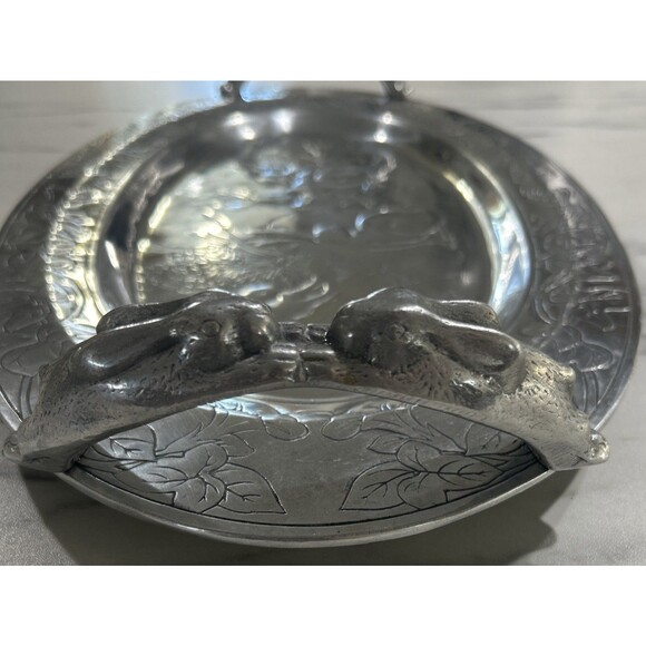 Large Arthur Court 1980 24" X 12.5" aluminum handled tray bunny rabbits Holiday - Picture 2 of 4